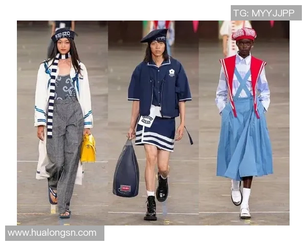 足球明星背书包的创意图片展示与时尚搭配解析